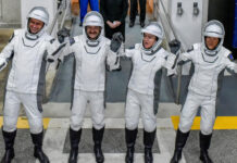 Fuite d’air à bord de l’ISS : les astronautes autorisés à réintégrer la station spatiale