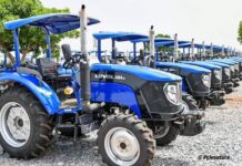 Mécanisation agricole : le gouvernement remet des tracteurs aux organisations professionnelles agricoles ce samedi