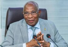 Contrats publics : Amadou Oury Bah demande aux ministres de transmettre les engagements signés depuis septembre 2021
